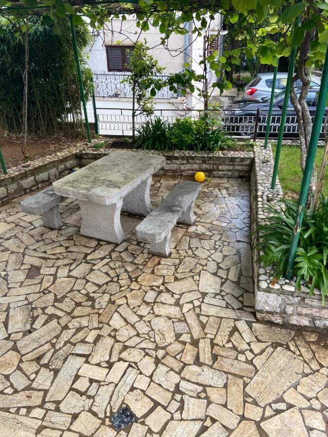 Vita روفينج المظهر الخارجي الصورة